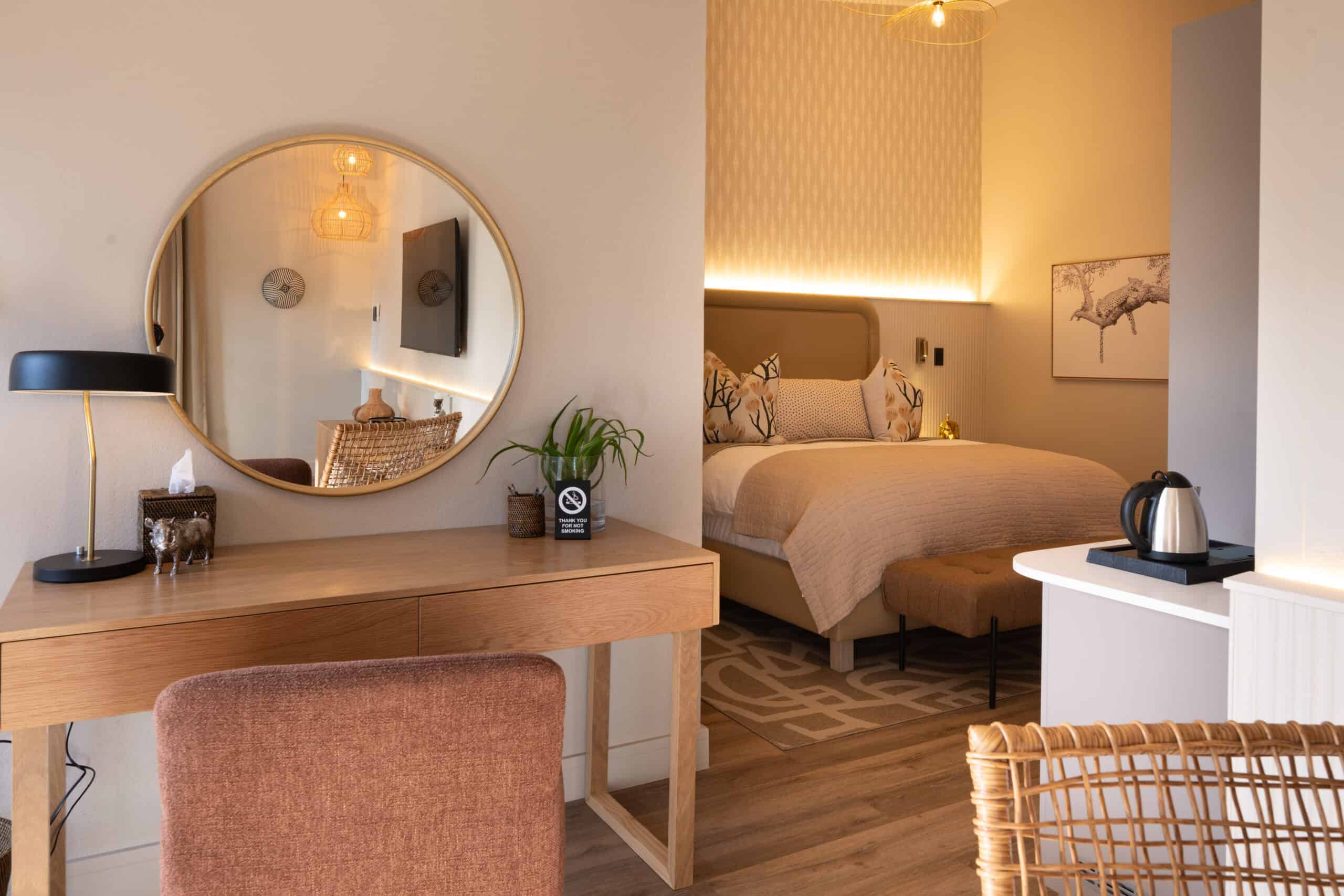 Accommodation Header