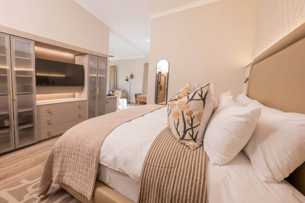 Lux Private - Bed View to Couch