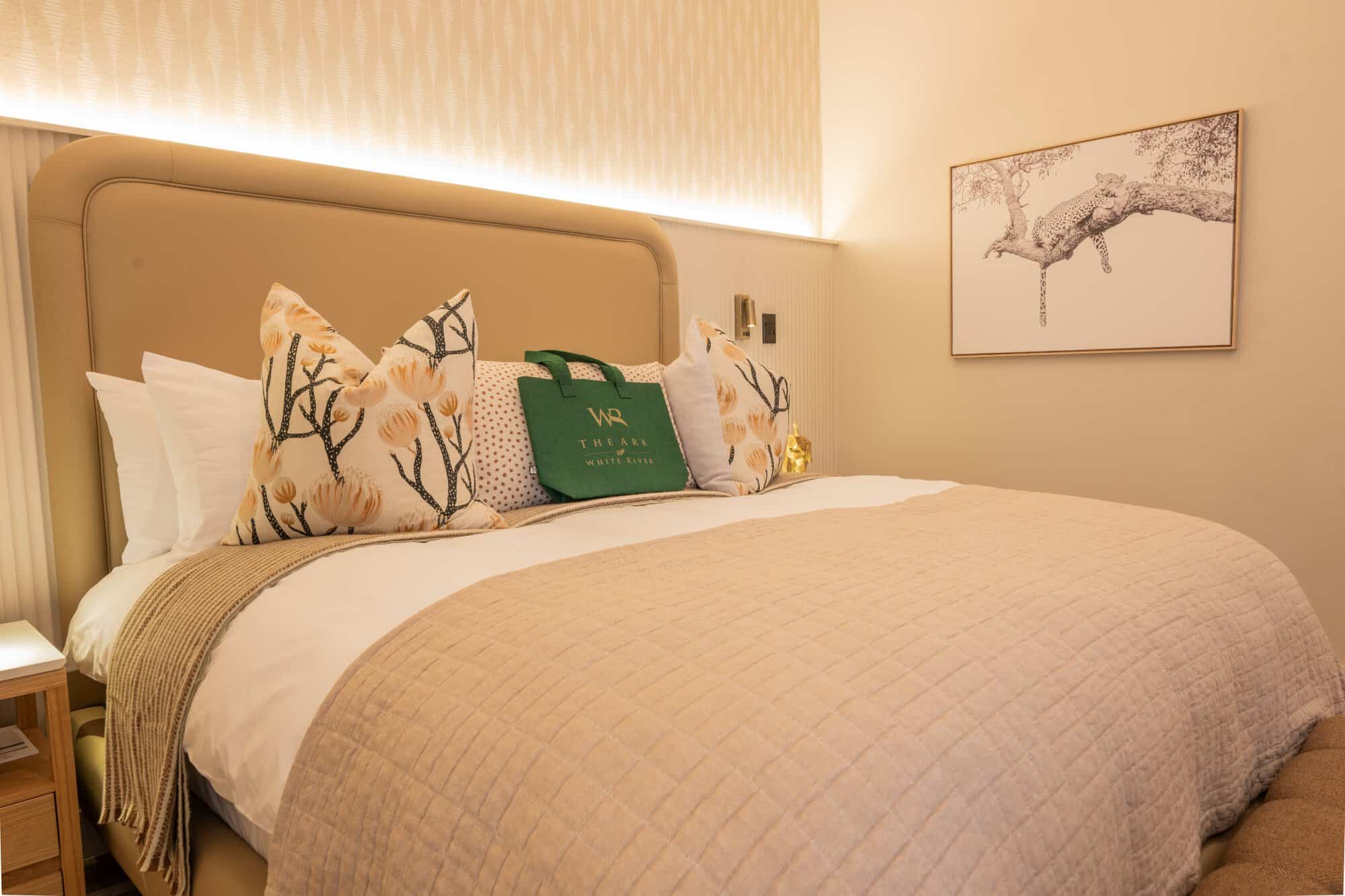 Lux Private - Bed