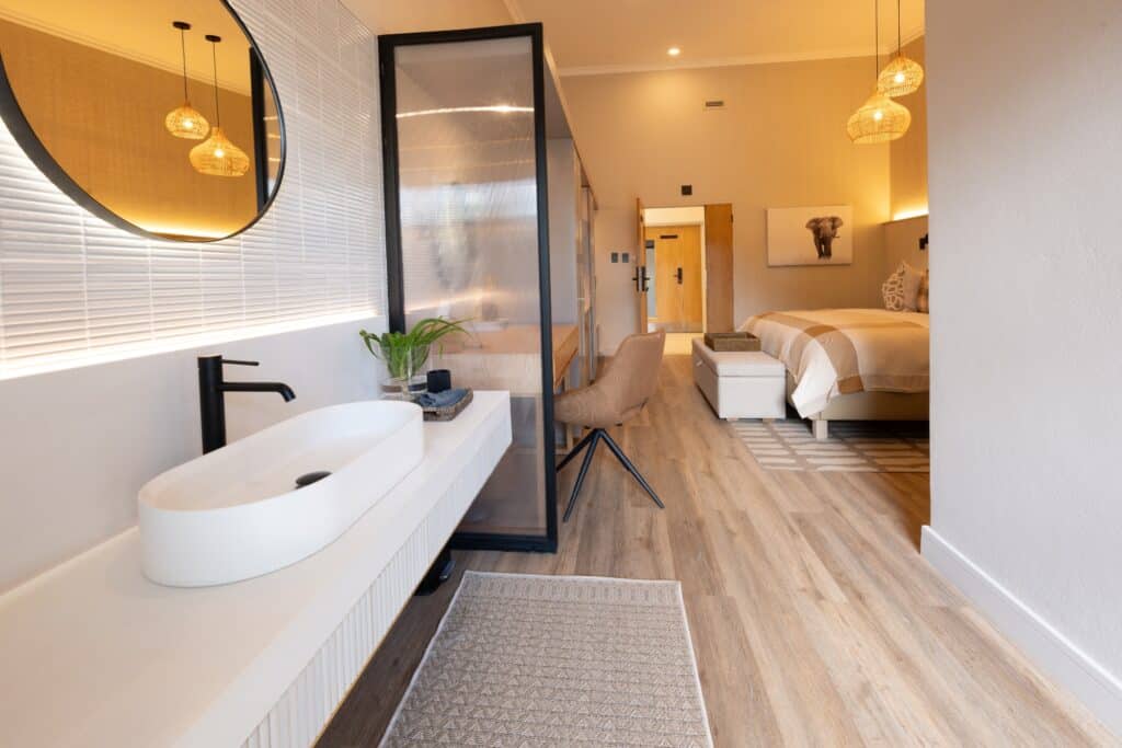 Private Room - View from basins