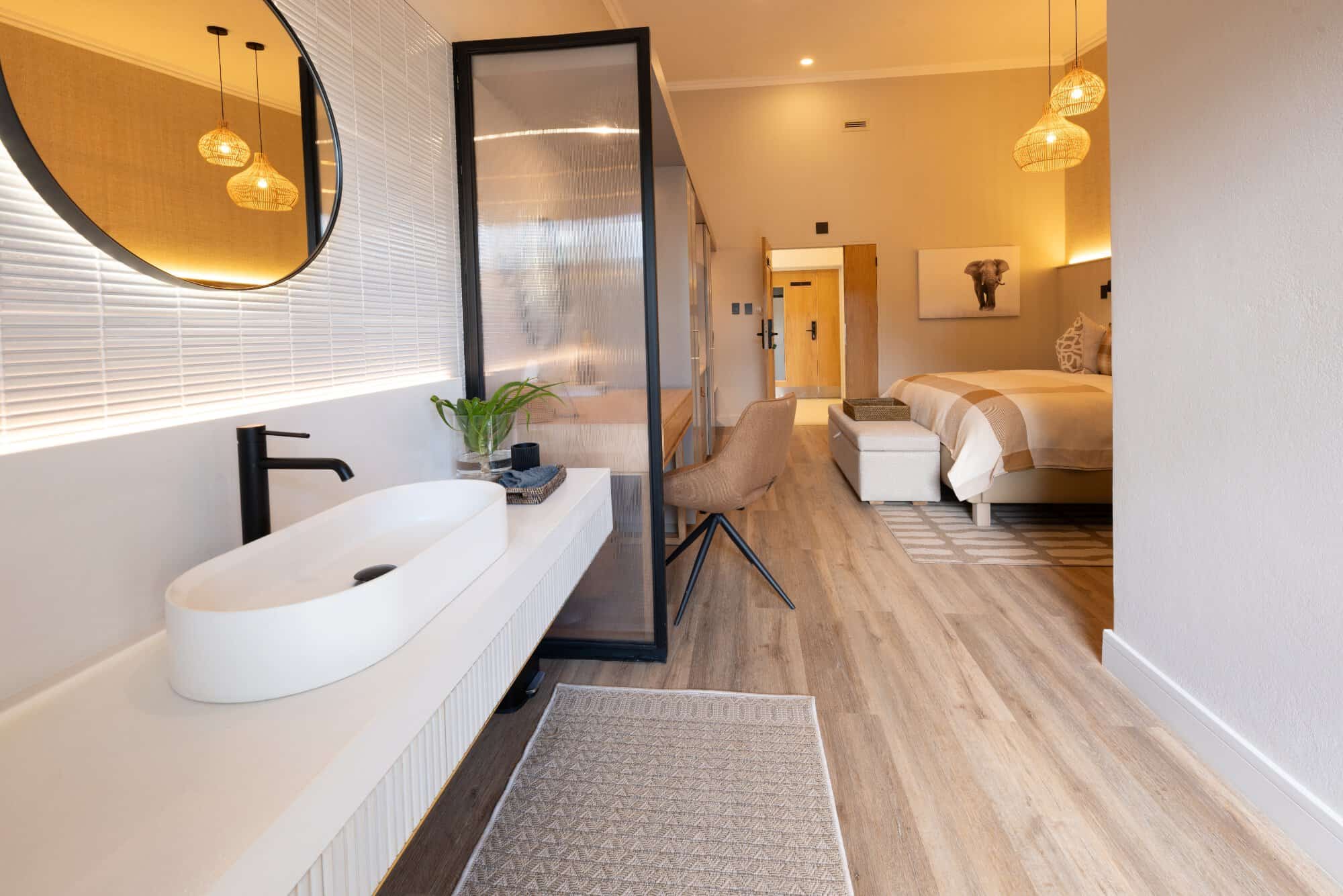 Private Room - View from basins