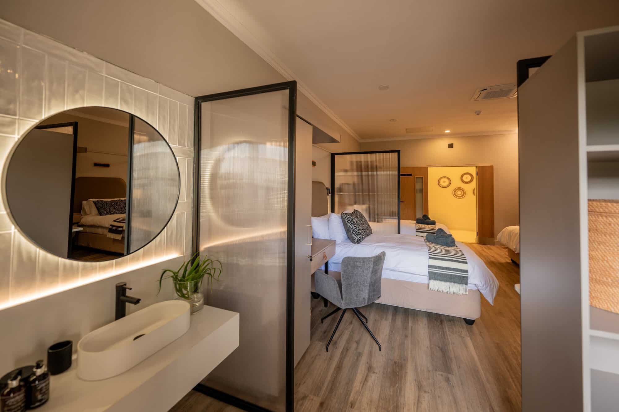 Quadruple Room - Lit bedroom
