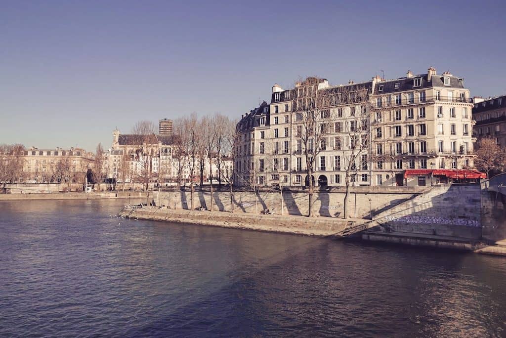 international mental health treatment france